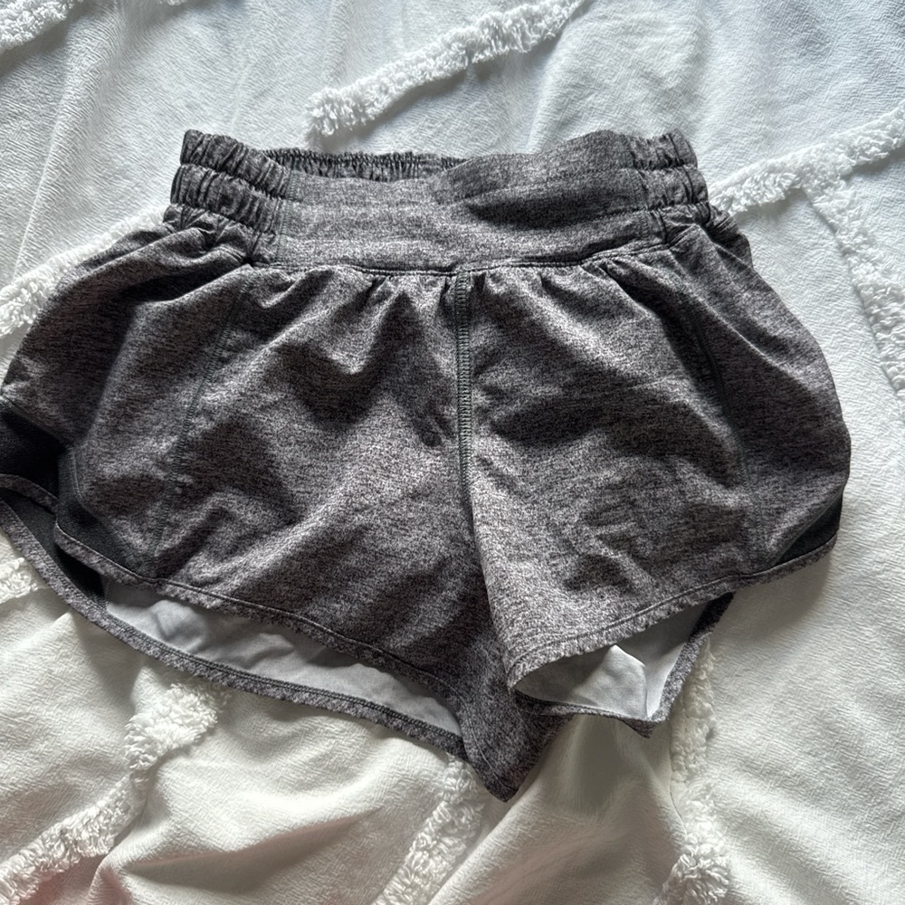 lululemon grey Women's Athletic Shorts size 2 2.5inch